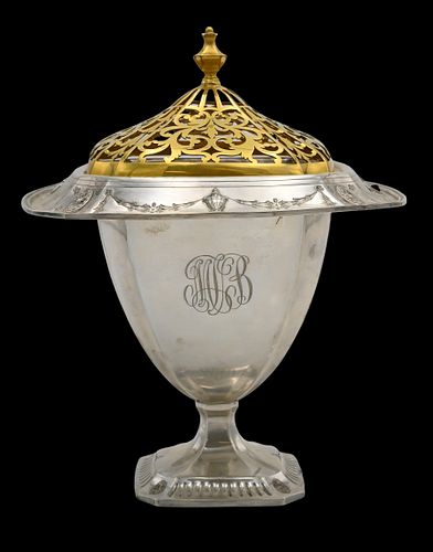 STERLING SILVER URN WITH ARTICULATED 3751b4