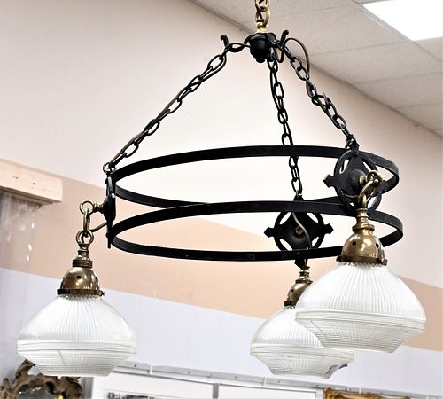 FOUR PIECE CHANDELIER LOTFour Piece