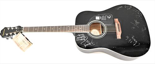 TEDESCHI TRUCKS AUTOGRAPHED EPIPHONE 3754a8