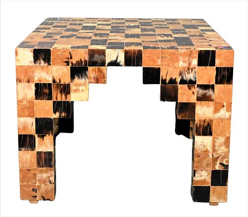 SQUARE TESSELLATED HORN TABLE BY 3756e9