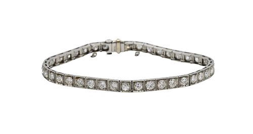 PLATINUM AND DIAMOND INLINE BRACELETPlatinum 375883