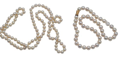 TWO SINGLE STRING PEARL NECKLACESTwo
