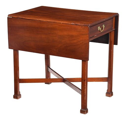 AMERICAN CHIPPENDALE MAHOGANY PEMBROKE 375c3f