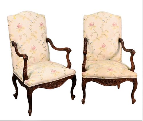 PAIR OF LOUIS XV STYLE FAUTEUILSPair 375dba