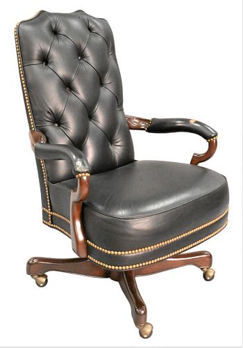 LEATHER UPHOLSTERED EXECUTIVES 375e22