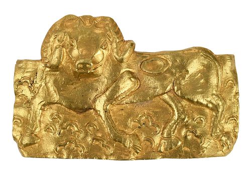 CHINESE GOLD RAM PLAQUEZhou dynasty 375f0a