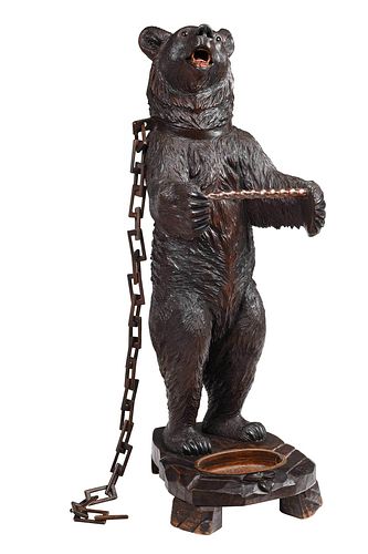 FINE BLACK FOREST WALNUT BEAR FORM 375f7d