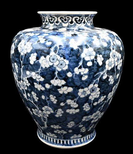CHINESE PORCELAIN BLUE AND WHITE 376229