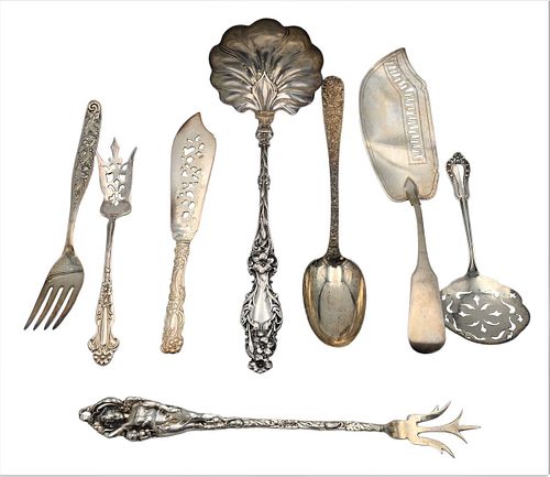 EIGHT PIECE GROUP OF ASSORTED STERLING 376315