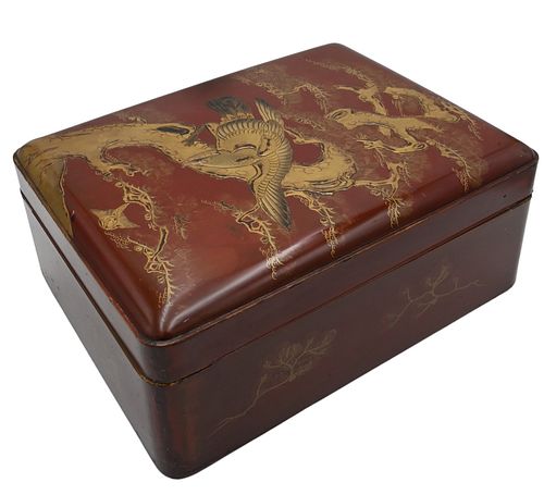 LACQUERED BOXLacquered Box having 373e8f