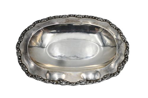 STERLING SILVER OVAL DEEP TRAYSterling 373ebf