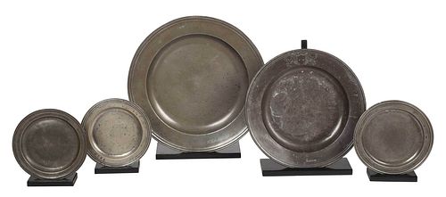 FIVE BRITISH PEWTER CHARGERS AND 374137