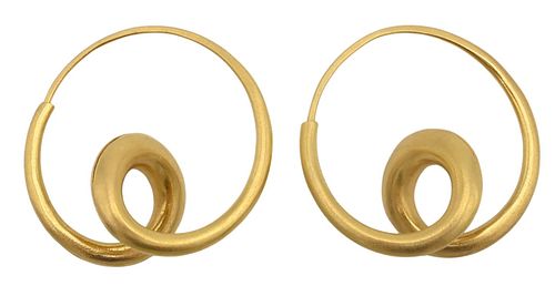 PAIR OF 18K YELLOW GOLD MICHAEL 374a03