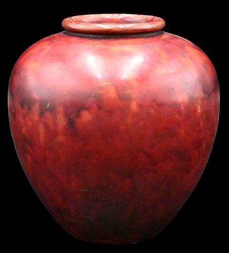 RED LACQUER CARVED BAMBOO VASERed 374a97