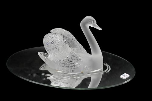 LALIQUE FROSTED CRYSTAL SWANLalique 374b54