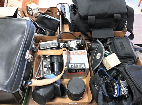 CAMERA LOT, TO INCLUDE AN OLYMPUS O-MD,