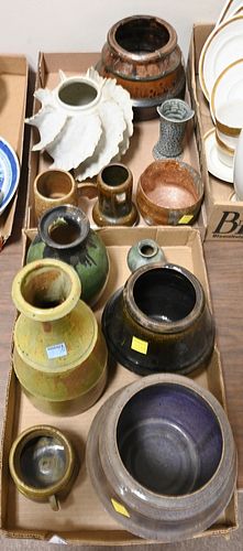 GROUP OF STONEWARE AND POTTERY,