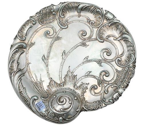 SILVER TRAY HAVING SHELL DESIGN  3775b6