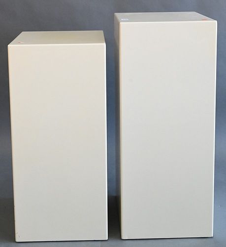 PAIR OF CREAM LACQUERED PEDESTALS  377aab