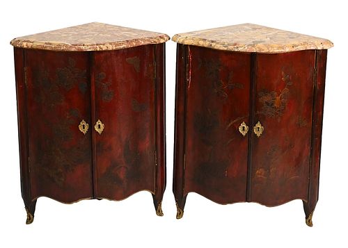 PAIR OF LOUIS XV STYLE MARBLE TOP 377e7b