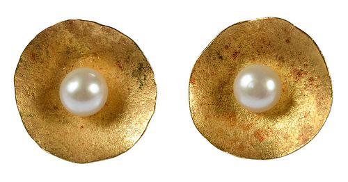 22KT PEARL EARRINGSeach with one 378114