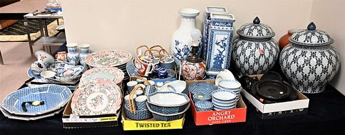 TABLE LOT OF CHINESE AND JAPANESE 378159