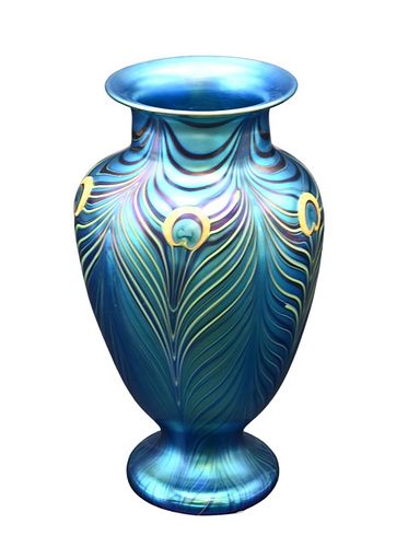 ORIENT AND FLUME COBALT VASE, PULL FEATHER
