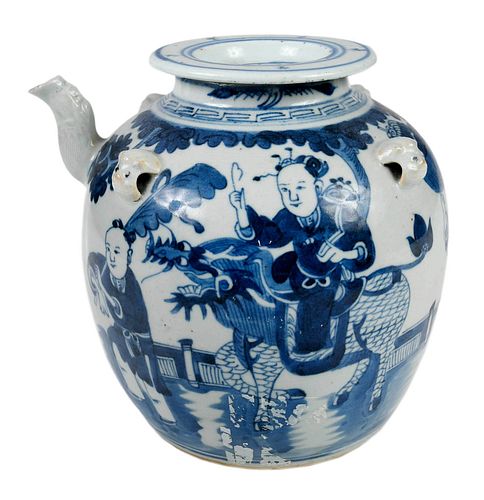 CHINESE BLUE AND WHITE PORCELAIN OIL