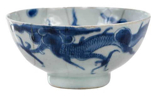 CHINESE BLUE AND WHITE PORCELAIN 378357