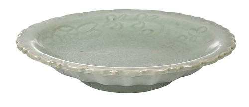 CHINESE CELADON GLAZED SCALLOPED