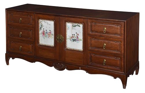 CHINESE SIDEBOARD WITH PORCELAIN 378372