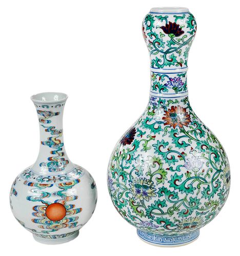 TWO CHINESE ENAMELED PORCELAIN 378399