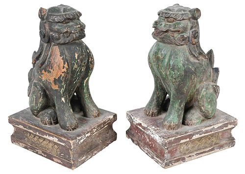 PAIR OF CHINESE POLYCHROME PAINTED 3783d6