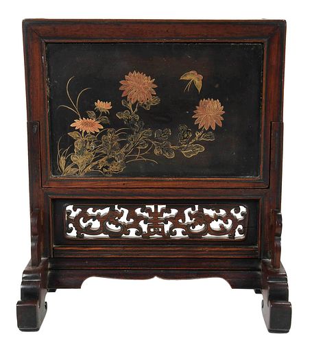 CHINESE GILTWOOD AND LACQUER TABLE 3783e0