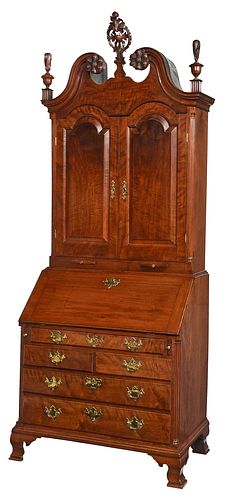 PHILADELPHIA CHIPPENDALE WALNUT 3785e8