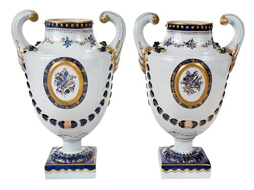 PAIR OF MOTTAHEDEH EXPORT STYLE 378949