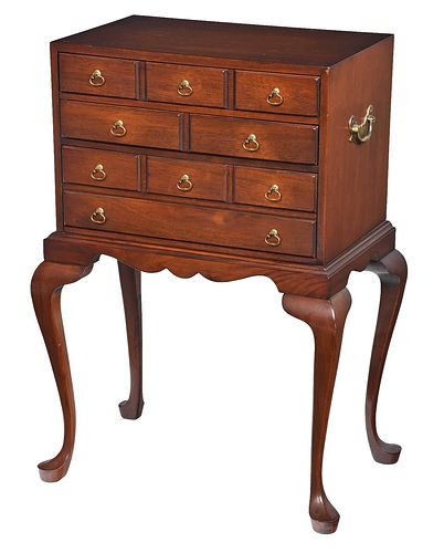 QUEEN ANNE STYLE MAHOGANY SILVER 378964