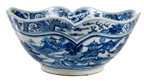 CHINESE EXPORT BLUE AND WHITE PORCELAIN 3763b7