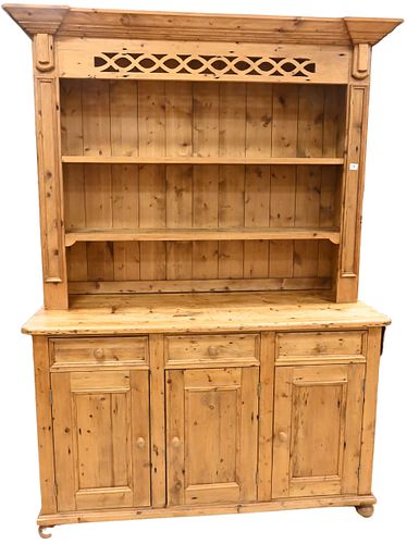 PINE HUTCH IN TWO PARTSPine Hutch 3763b8