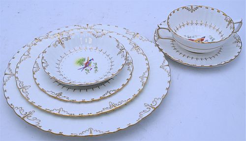 131 PIECE ROYAL CROWN DERBY ENGLAND