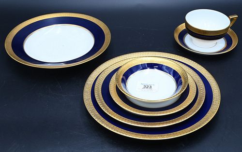 69 PIECE ASSEMBLED SET OF CHINA69 Piece