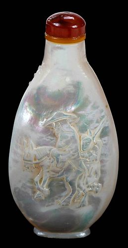 CHINESE MOTHER OF PEARL SNUFF BOTTLEflattened 376698