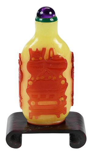 CHINESE GLASS OVERLAY SNUFF BOTTLEflattened 376694