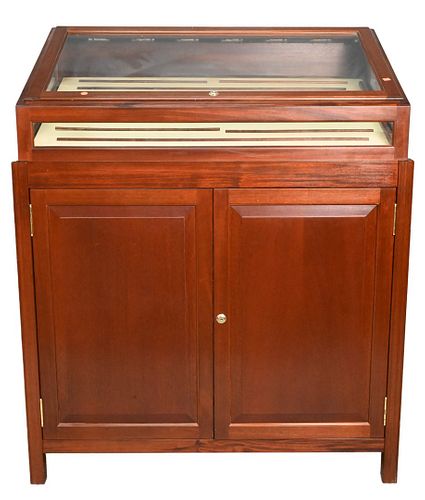 CUSTOM MAHOGANY DISPLAY CABINET 3767bf