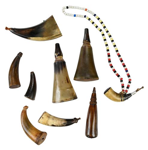 NINE SMALL POWDER HORNS AND FLASKS19th 376acf