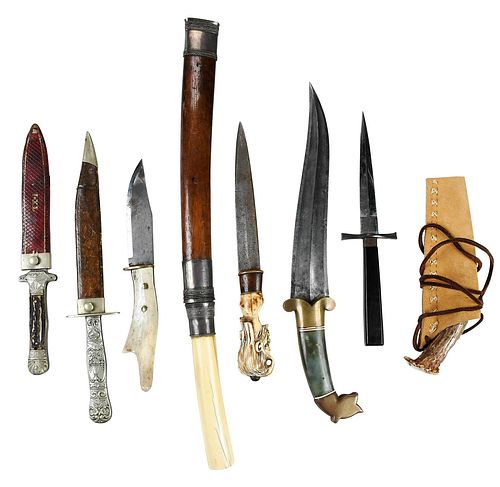 GROUP OF EIGHT ASSORTED KNIVESBowie 376b21