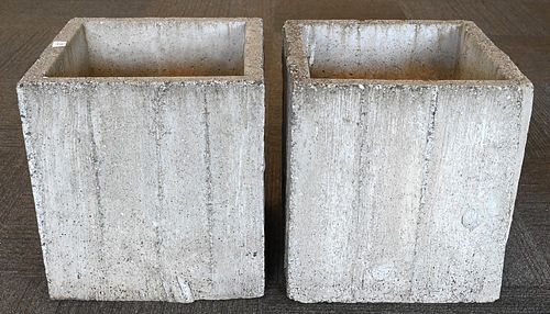 PAIR OF CONTEMPORARY OUTDOOR CEMENT