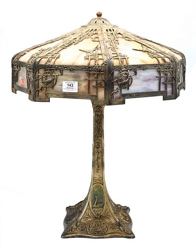 VICTORIAN SLAG GLASS LAMP HAVING 376b98
