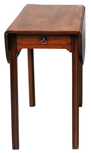 CHIPPENDALE MAHOGANY DROP LEAF