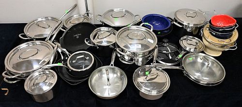 LARGE GROUP OF POTS AND PANS MOSTLY 376d05